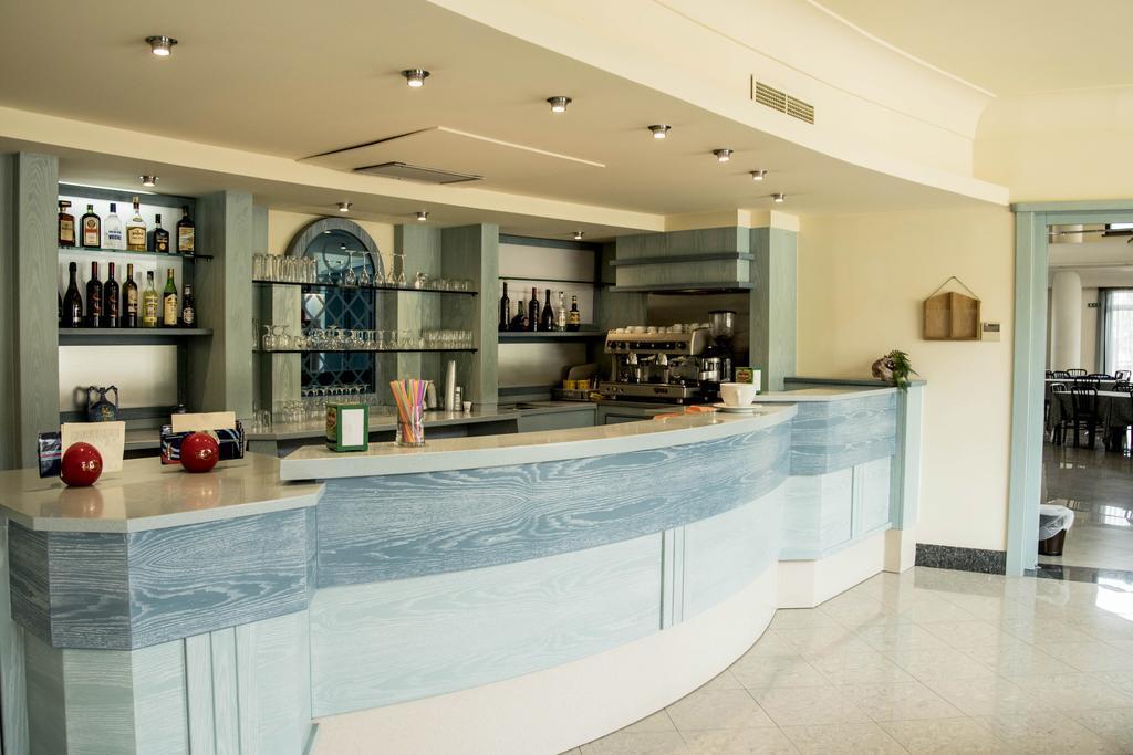 Hotel Resort Lido Degli Aranci ヴィボ・ヴァレンツィア エクステリア 写真